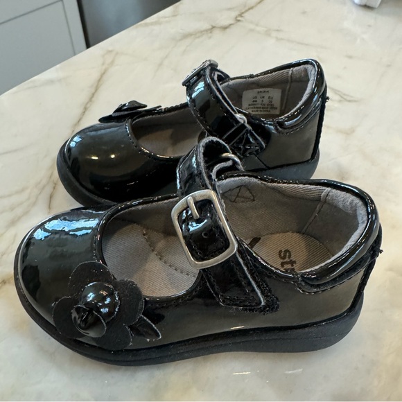 Stride Rite Mary Jane - Picture 1 of 2